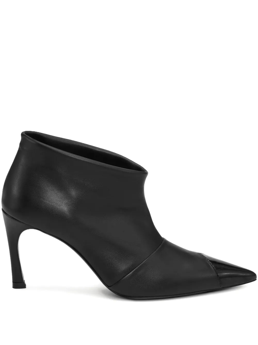 pointed-toe leather boots