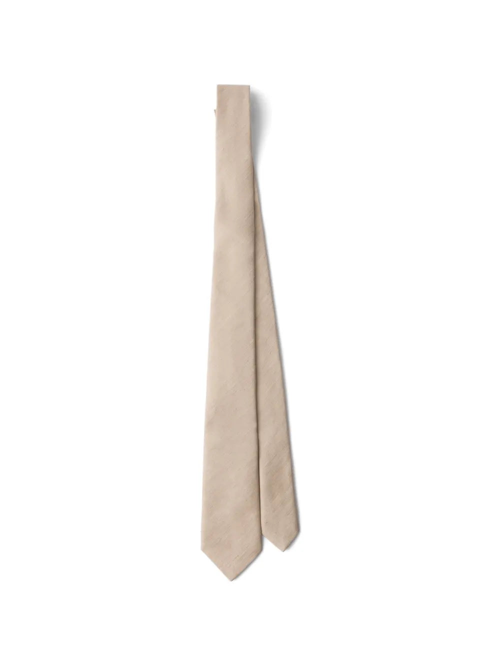 pointed-tip tie