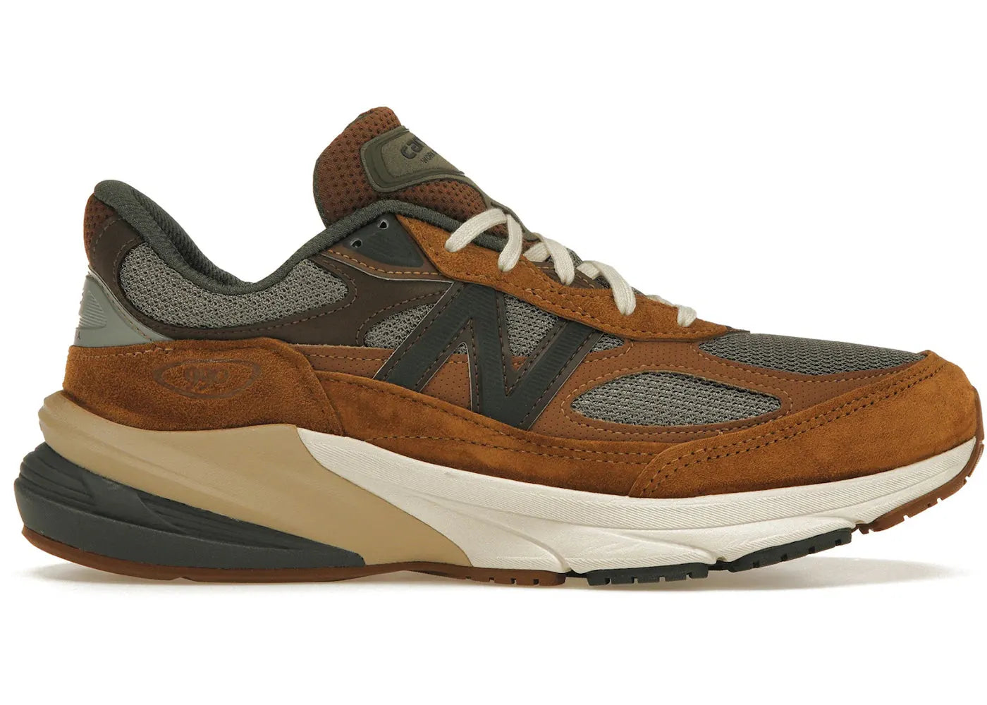 New Balance 990V6 Carhartt Wip Sculpture Center