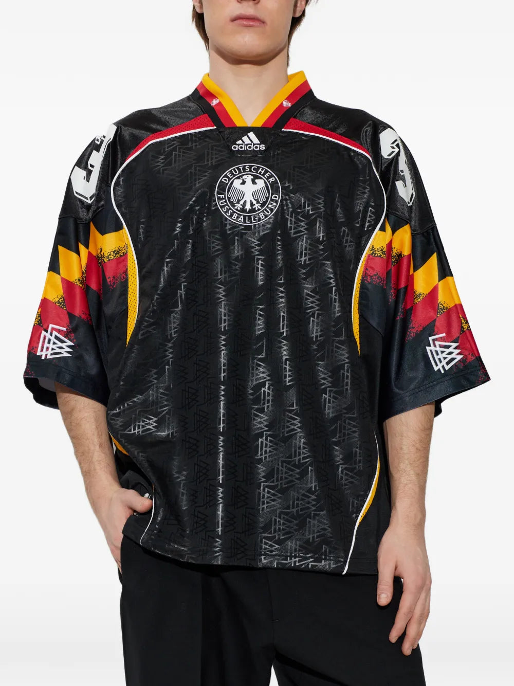 Bringbacks Remixed Germany V-neck T-Shirt