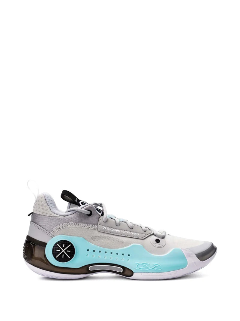 Way of Wade 10 Low basketball sneakers