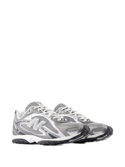 204L logo panelled sneakers