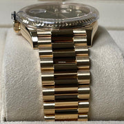 Rolex | Day-Date | 128238-0069 Unworn Green Ombré Diamond Dial | Yellow gold | 36 x 43 mm | Yellow gold | Green | Manual winding