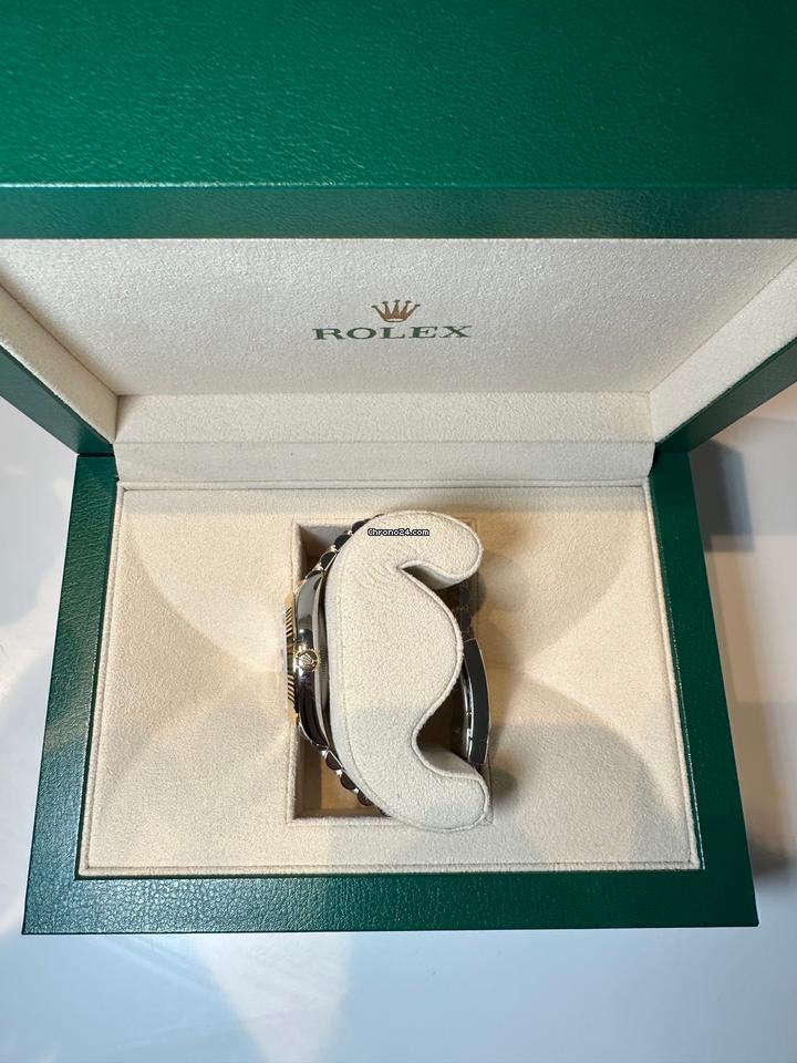 Rolex | Datejust | Two tone champagne dial 126233 2024 | Steel | 36 mm | Gold/Steel | Champagne | Automatic