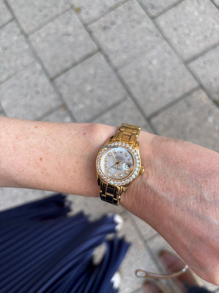 Rolex | Datejust | 69298 | Yellow gold | 29 mm | Yellow gold | Mother of pearl | Automatic