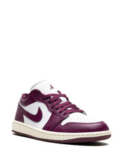 Jordan 1 Low "Bordeaux" sneakers