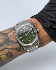 Seiko Skydweller Olive