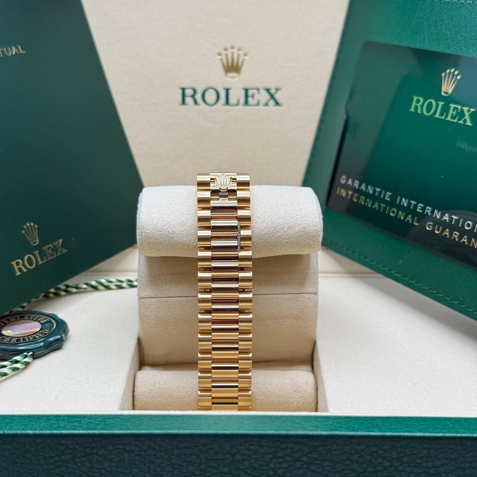 Rolex | Datejust | 278288RBR | Yellow gold | 31 mm | Yellow gold | Green | Automatic