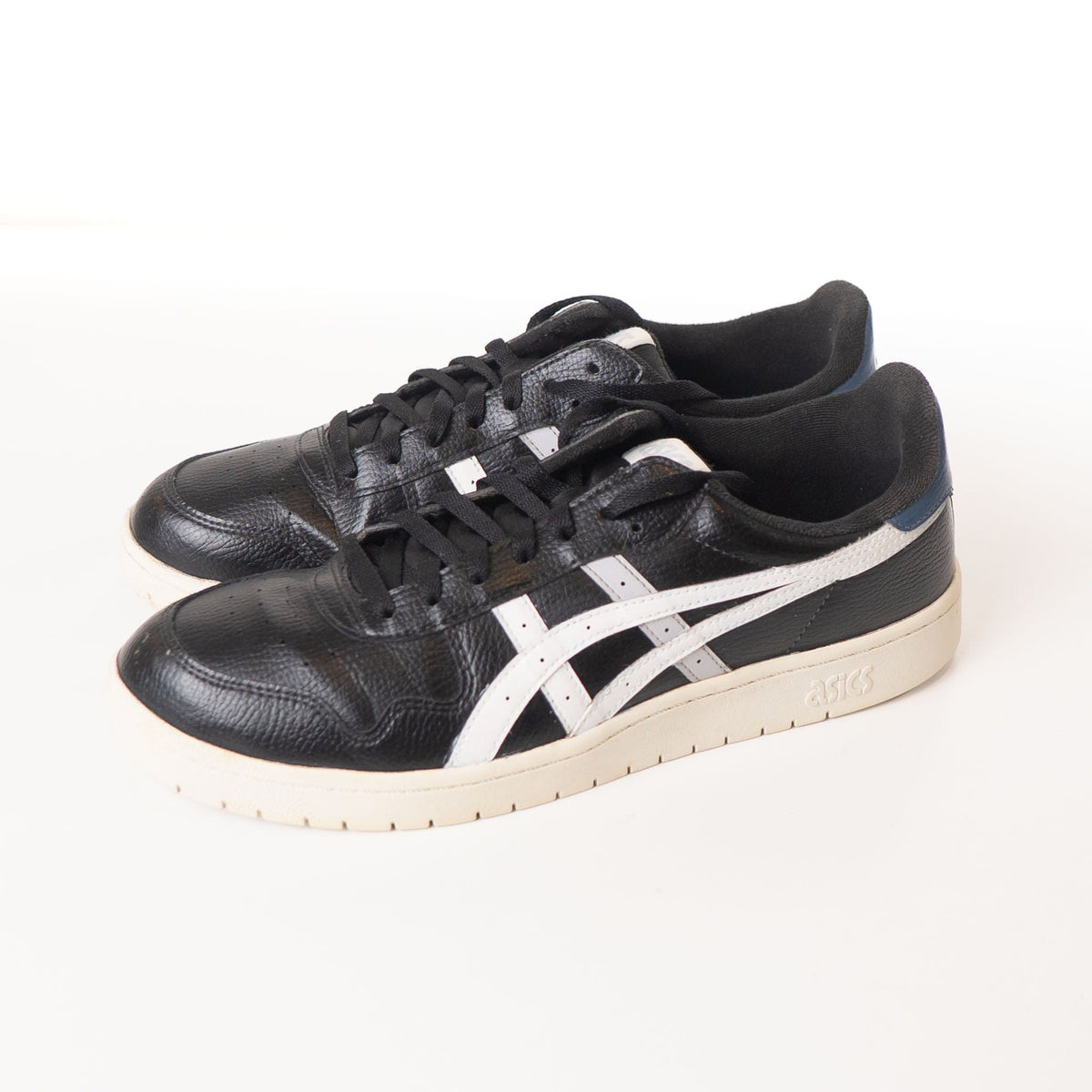 Asics Black Japan S track and field shoe (UK 12)