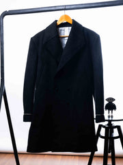 Black sheep black velvet overcoat (One Size)