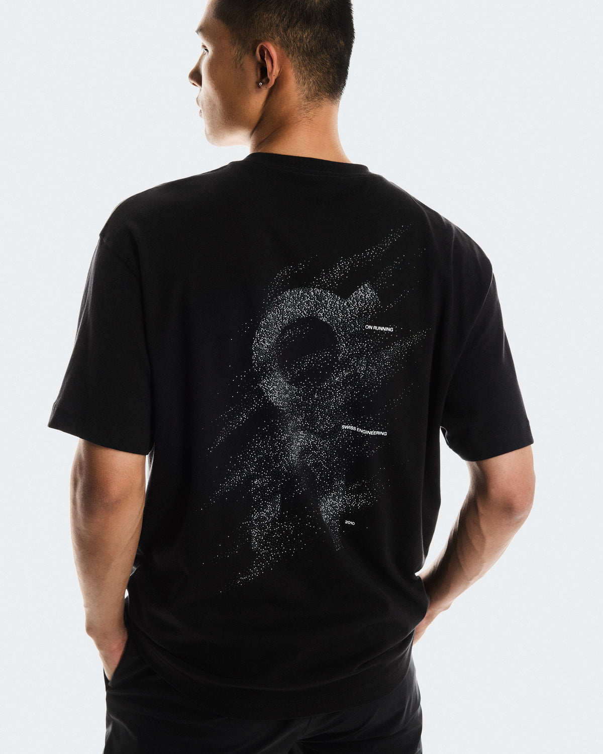 On Club T Graphic Black Olive