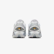 Nike AIR MAX DN { WHITE/METALLIC SILVER-PURE PLATINUM