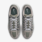 NIKE P-6000 { CREAM II/CLAY GREEN-ANTHRACITE