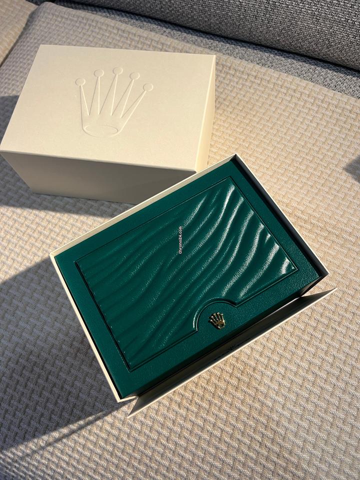 Rolex Datejust126234 Datejust 36mm Mint Green Fluted Bezel Jubilee Full Set