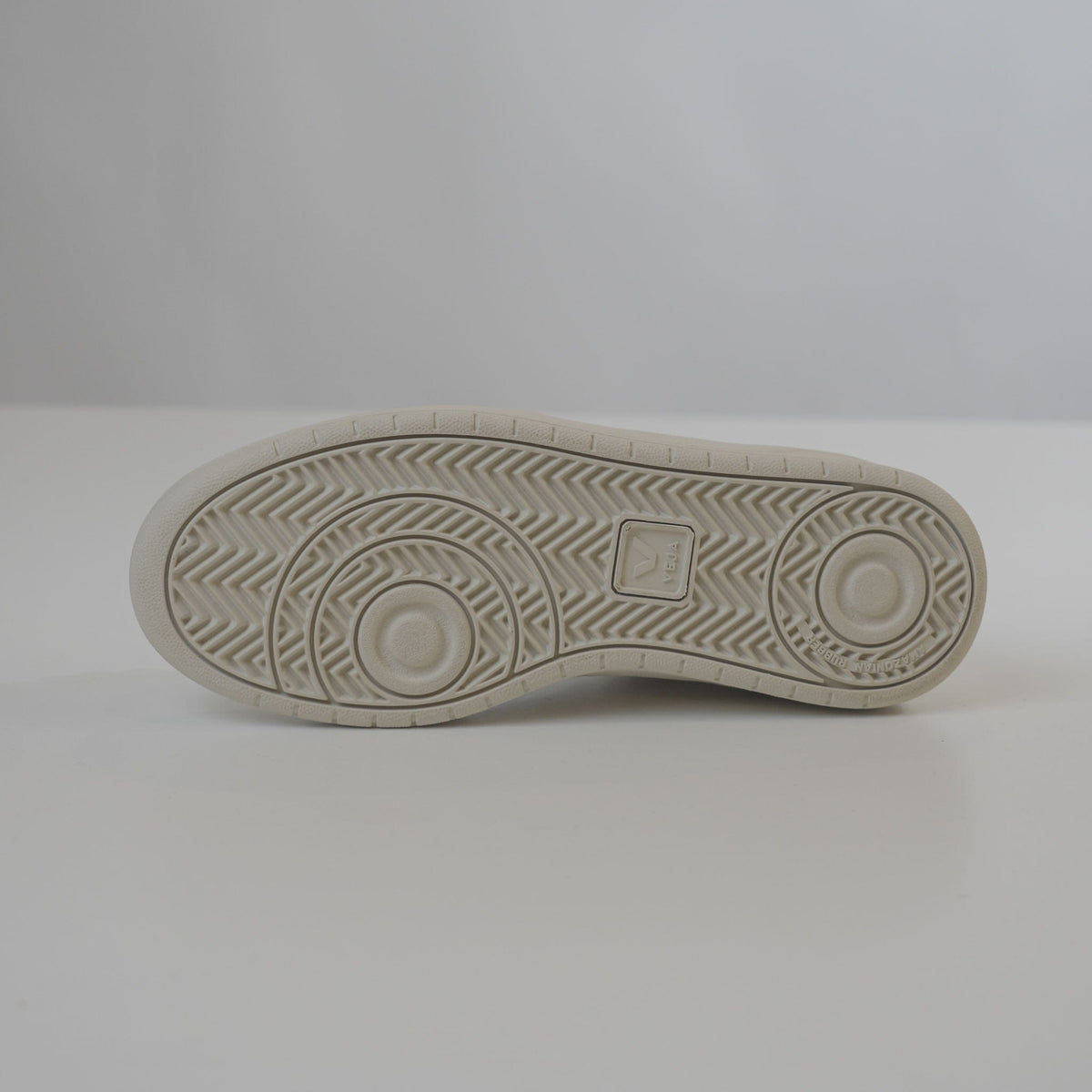 Veja V-12 Leather White Sneakers (UK 6)