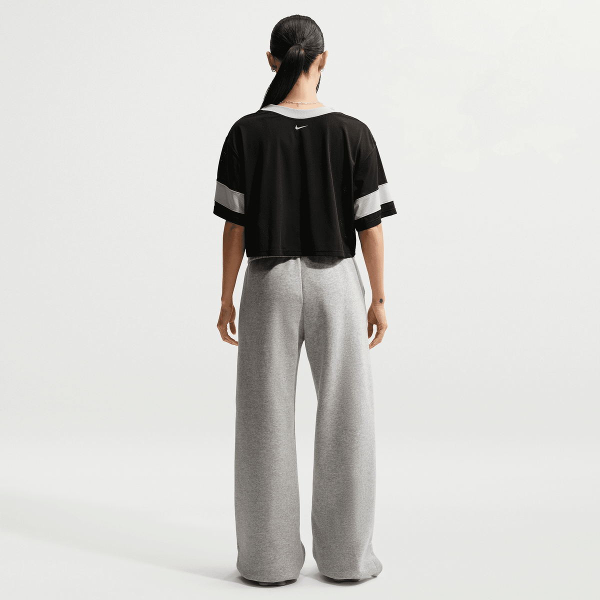 NIKE SPORTSWEAR OVERSIZED CROPPED JERSEY { BLACK LIGHT SMOKE