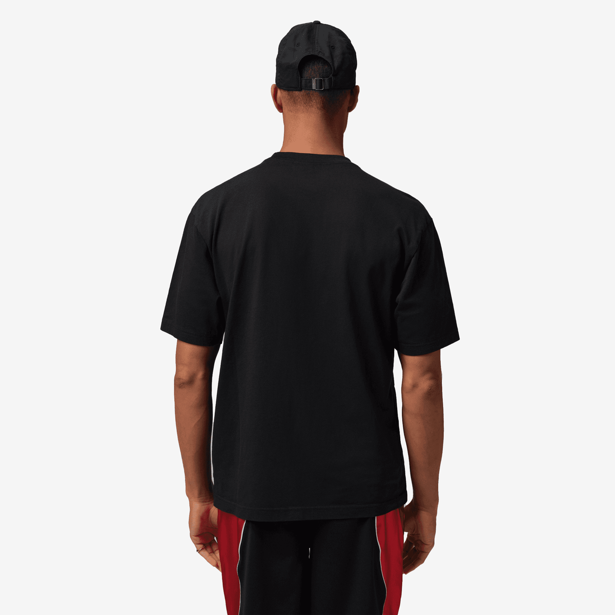 JORDAN GRAPHIC T-SHIRT { BLACK