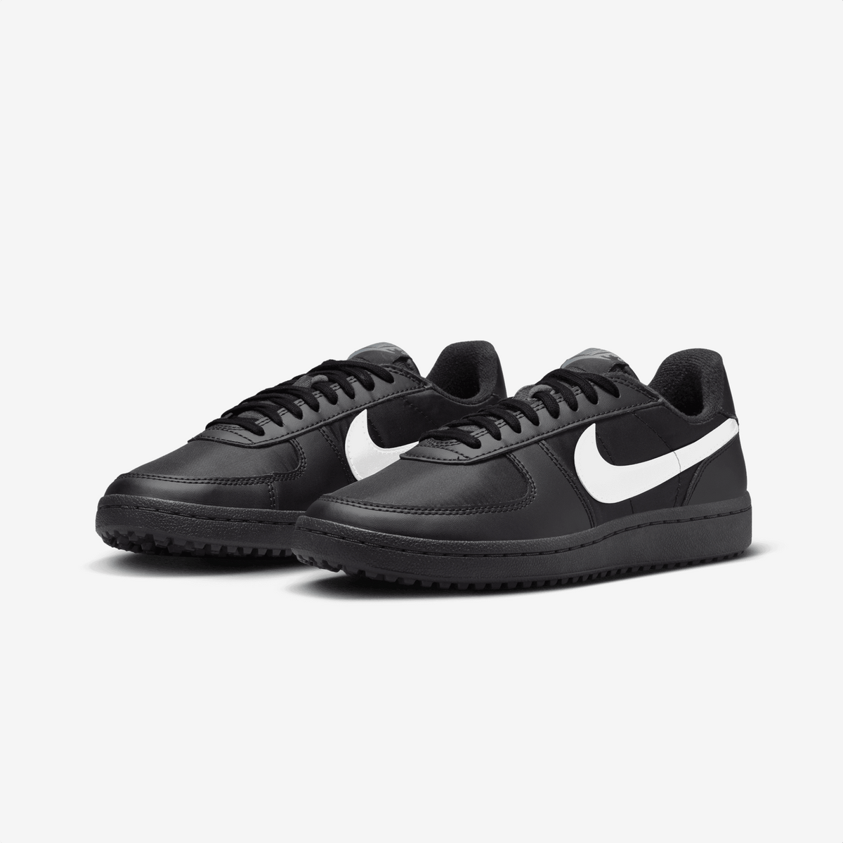 NIKE FIELD GENERAL { BLACK/METALLIC SILVER-BLACK