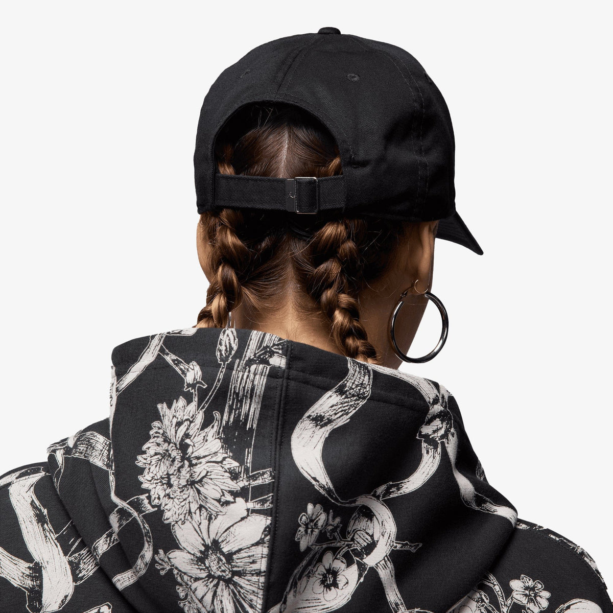 Jordan UNSTRUCTURED CURVED-BILL HAT { BLACK