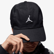 Jordan UNSTRUCTURED CURVED-BILL HAT { BLACK