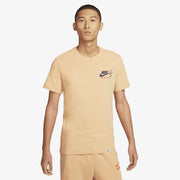 NIKE SPORTSWEAR CLUB { BROWN