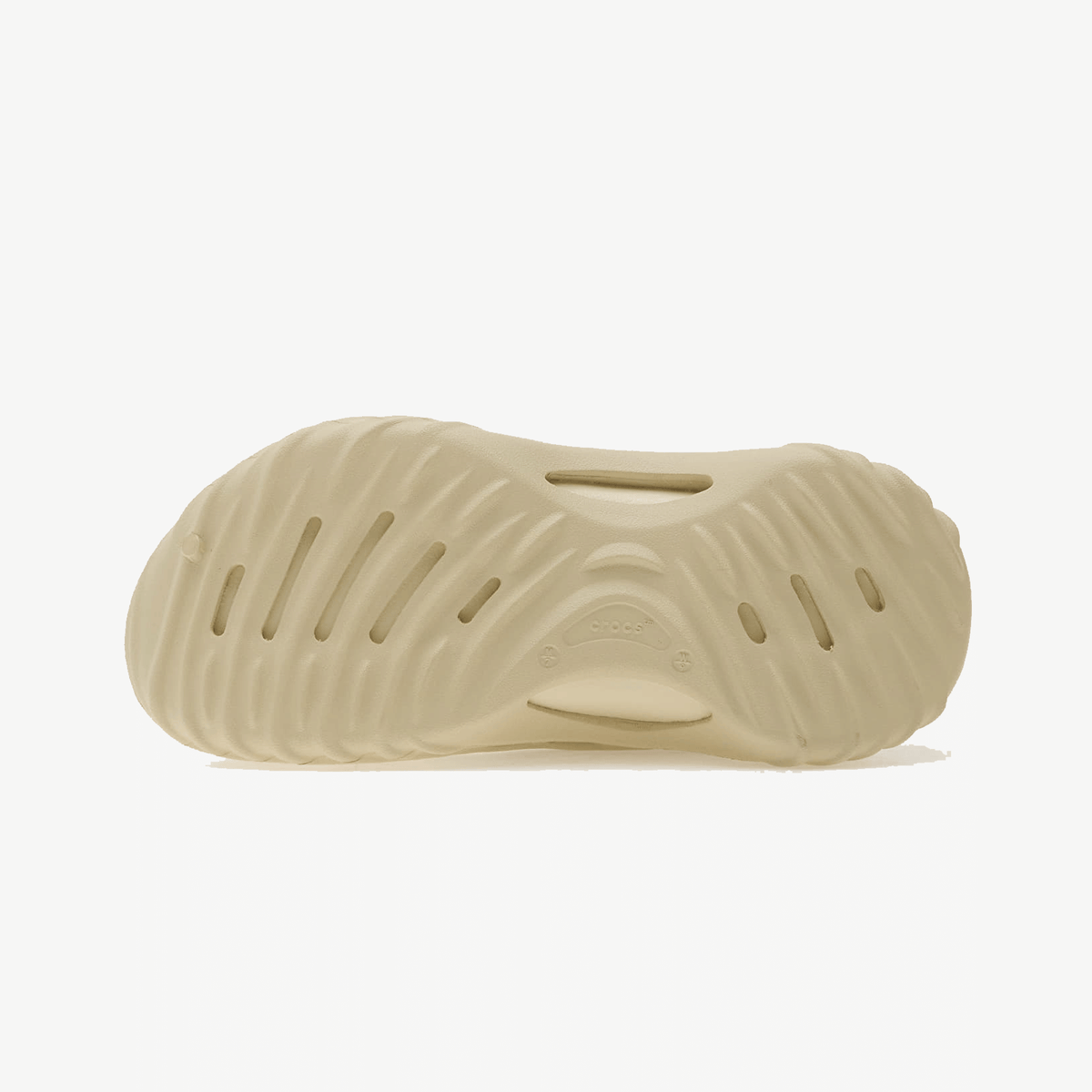 Crocs ECHO WAVE { BONE
