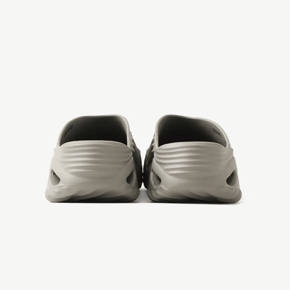 Crocs ECHO WAVE { ELEPHANT
