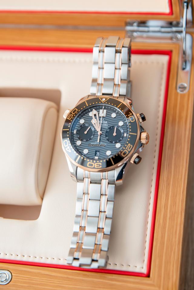Omega Seamaster Diver 300 MChronometer Chronograph Master Volledige set in (vrijwel) nieuwstaat