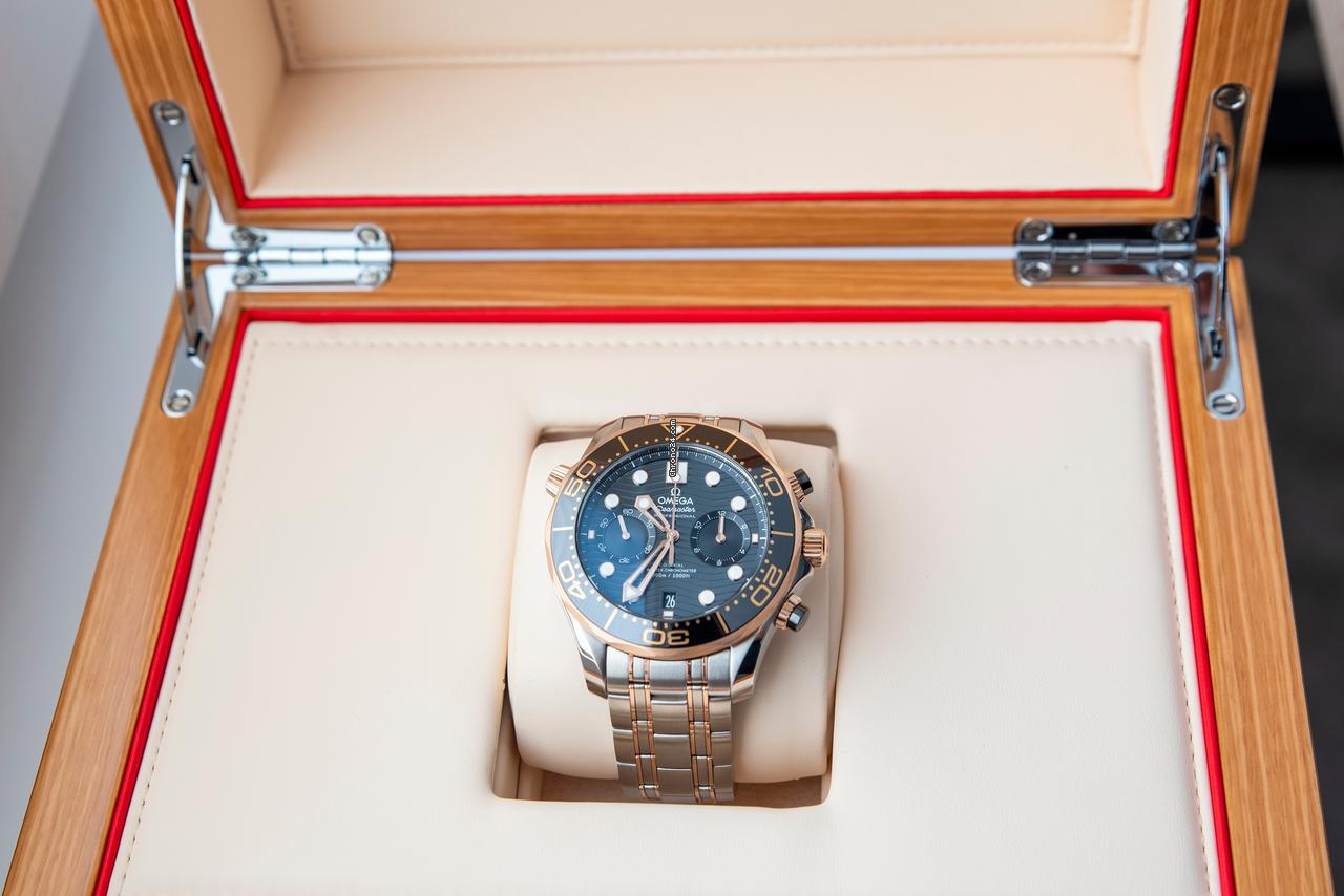 Omega Seamaster Diver 300 MChronometer Chronograph Master Volledige set in (vrijwel) nieuwstaat
