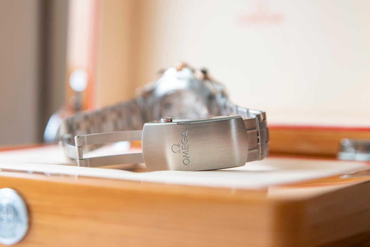 Omega Seamaster Diver 300 MChronometer Chronograph Master Volledige set in (vrijwel) nieuwstaat