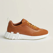 Bouncing sneaker