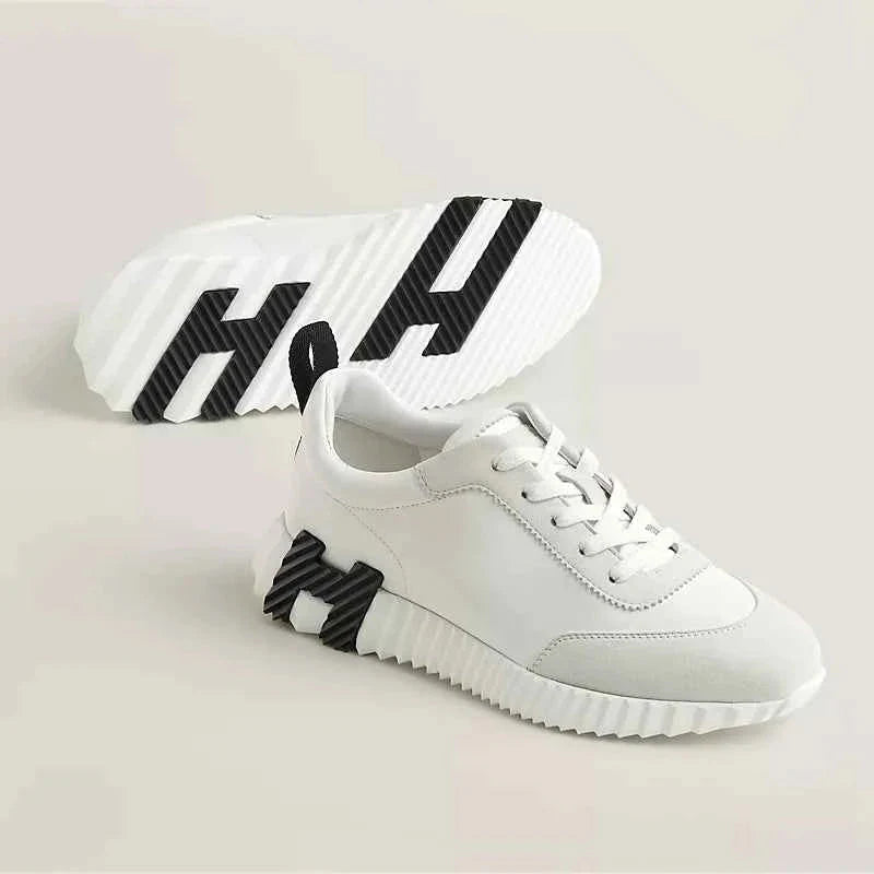 Bouncing sneaker