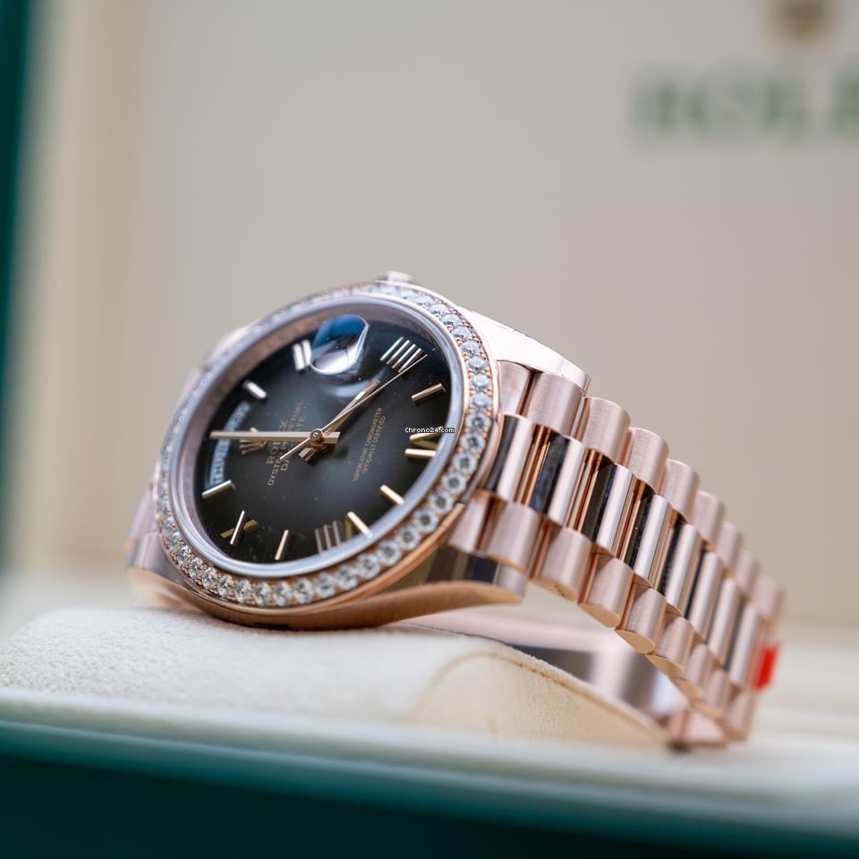 Rolex | Day-Date | 228345RBR | Rose gold | 40 mm | Rose gold | Black | Automatic