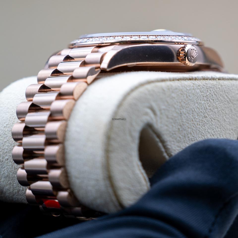 Rolex | Day-Date | 228345RBR | Rose gold | 40 mm | Rose gold | Black | Automatic