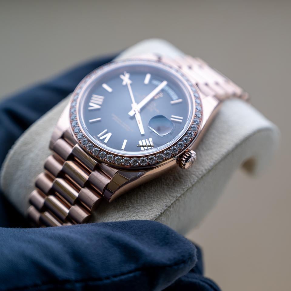Rolex | Day-Date | 228345RBR | Rose gold | 40 mm | Rose gold | Black | Automatic