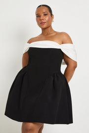 Plus Contrast Drape Detail Mini Skater Dress