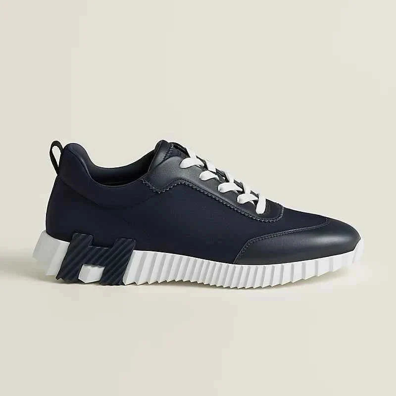 Bouncing sneaker