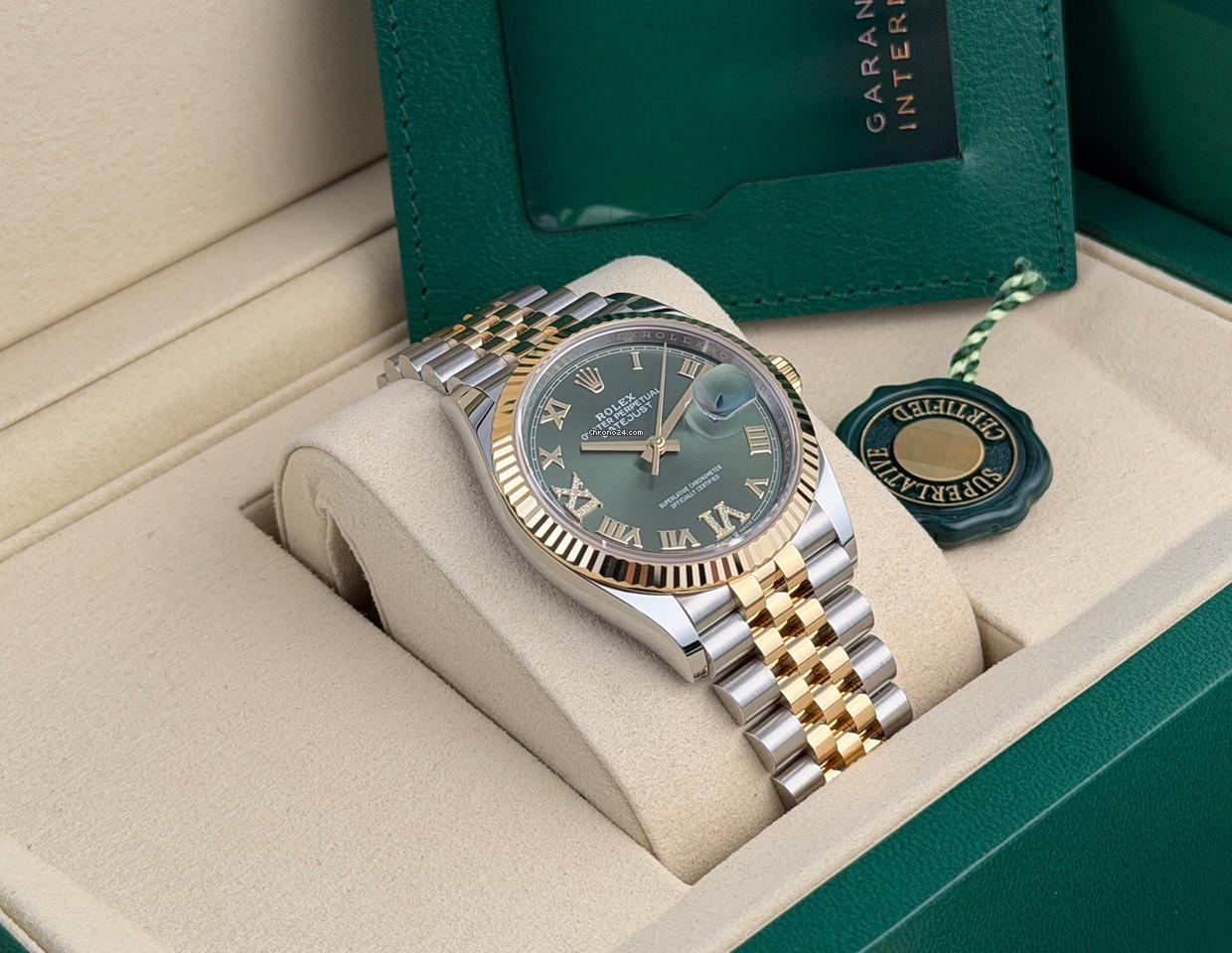 Rolex | Datejust | 126233 | Gold/Steel | 36 x 44 mm | Gold/Steel | Green | Automatic