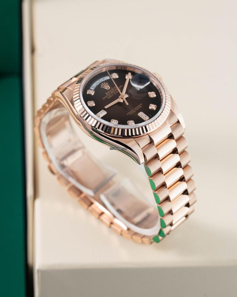 Rolex | Day-Date | 128235 | Rose gold | 36 mm | Brown | Automatic