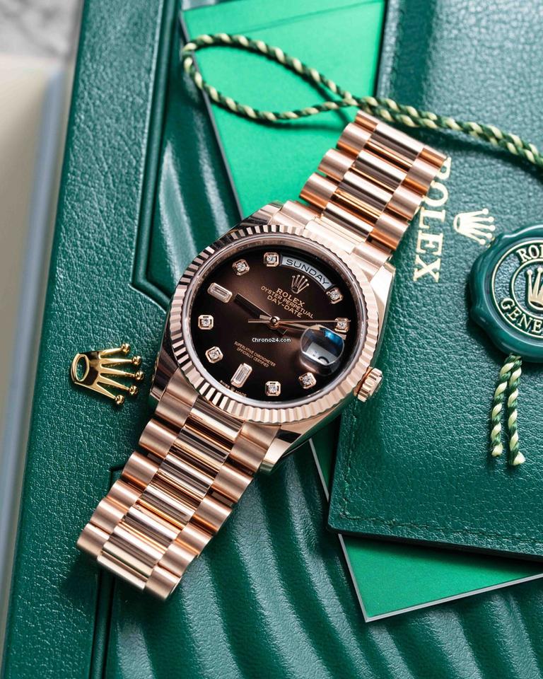 Rolex | Day-Date | 128235 | Rose gold | 36 mm | Brown | Automatic