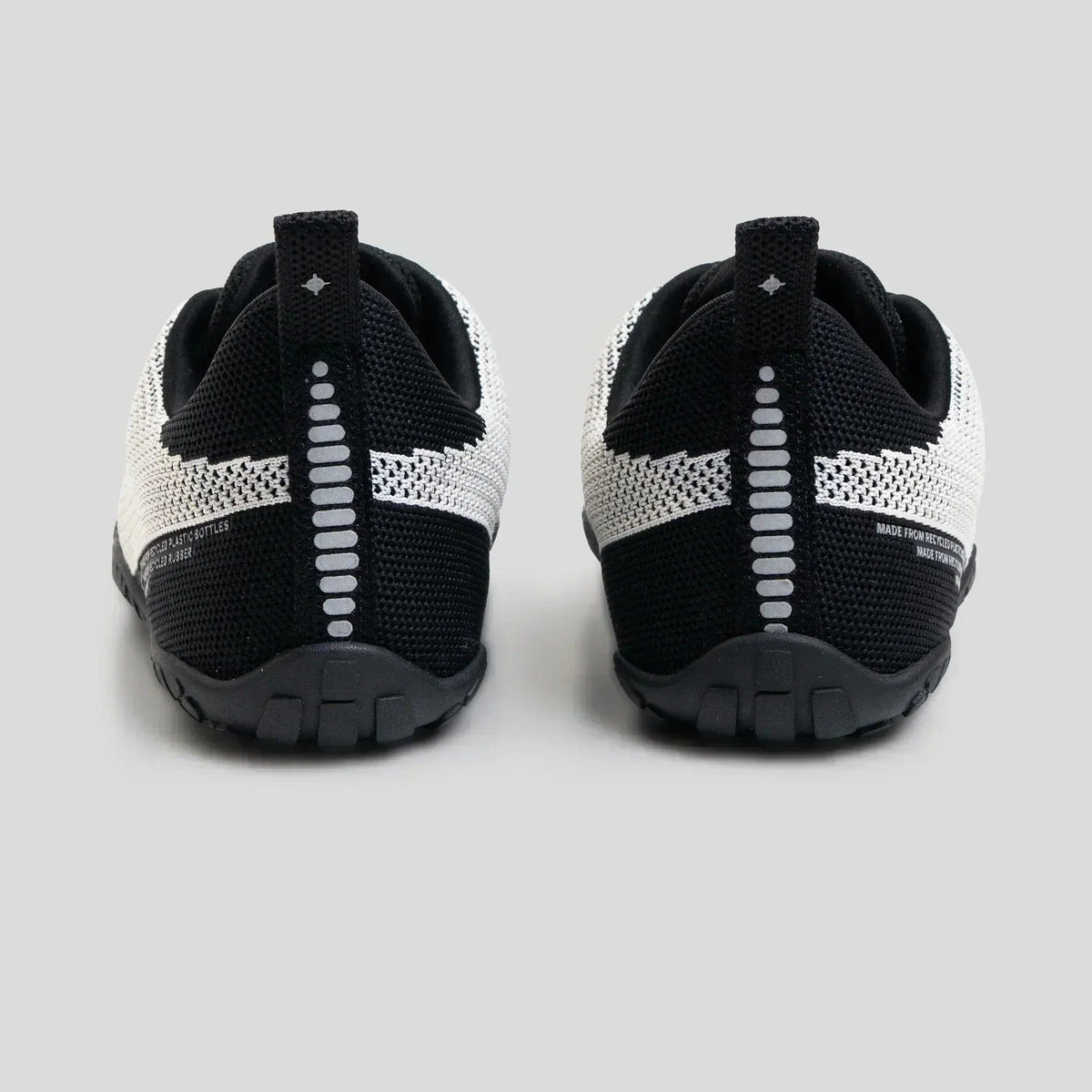Tech Tabi Magnesium White | Barefoot Runner