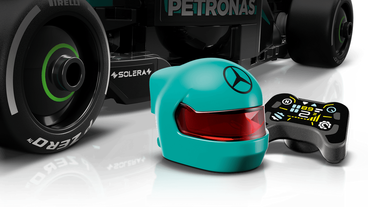 Lego Mercedes-AMG F1® W15 Race Car