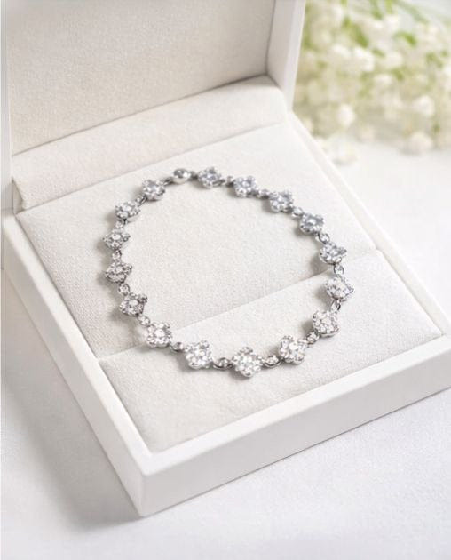 Clover Diamond Cut Bracelet