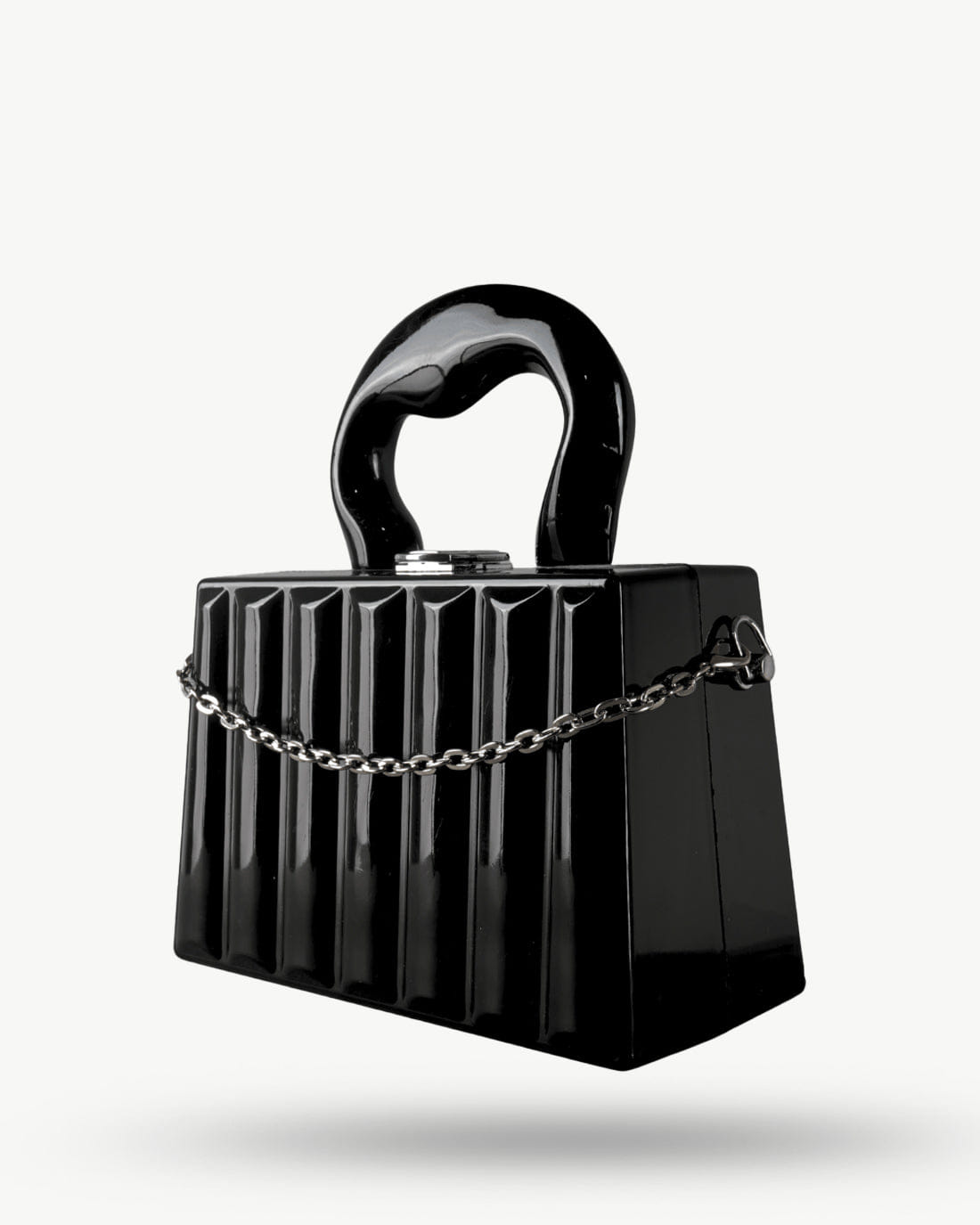 The Noirvault Clutch