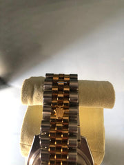 Rolex Oyster Perpetualyear 2009. Vintage. 18k gold. Stamps of authenticity.