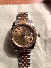 Rolex Oyster Perpetualyear 2009. Vintage. 18k gold. Stamps of authenticity.