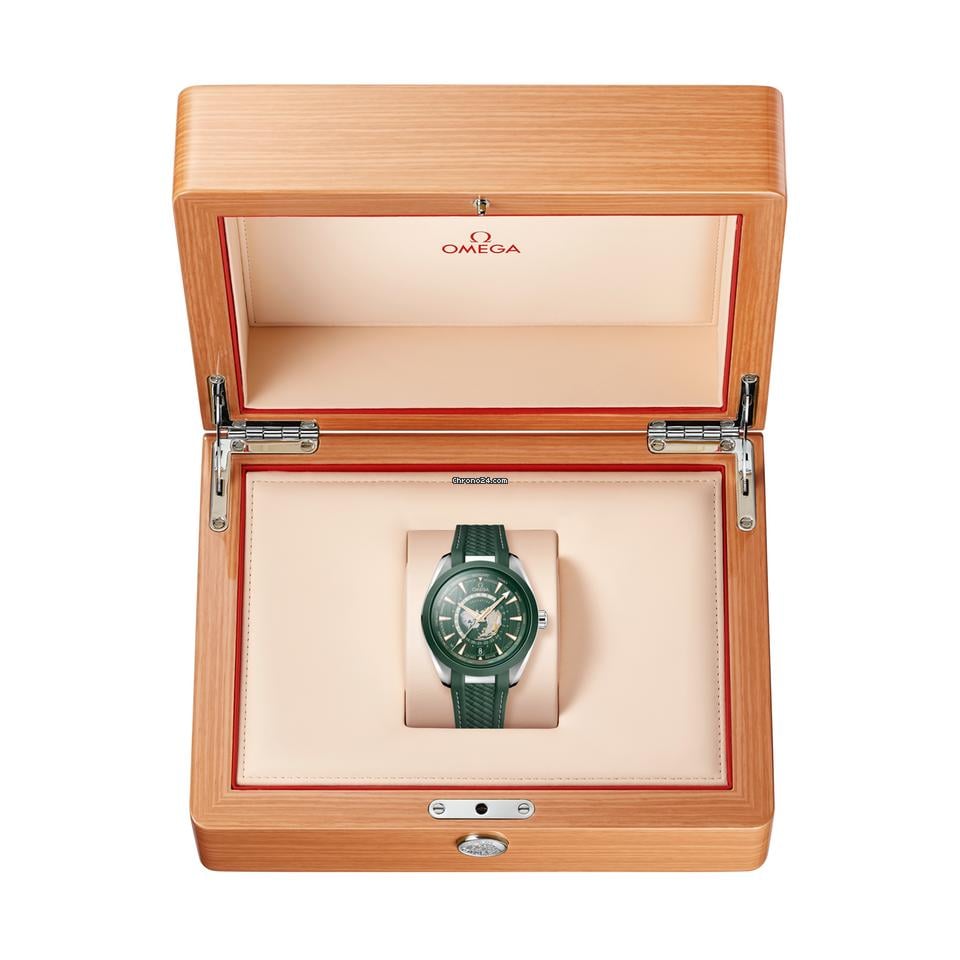 Omega Aqua Terra 150 M Seamaster Aqua Terra 150 M 43 mm steel on rubber strap - 220.32.43.22.10.001