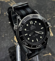 Omega Seamaster Diver 300 MNew 2026 - Black Ceramic - Nato Strap - Seamaster Diver 300 M - 43,5mm