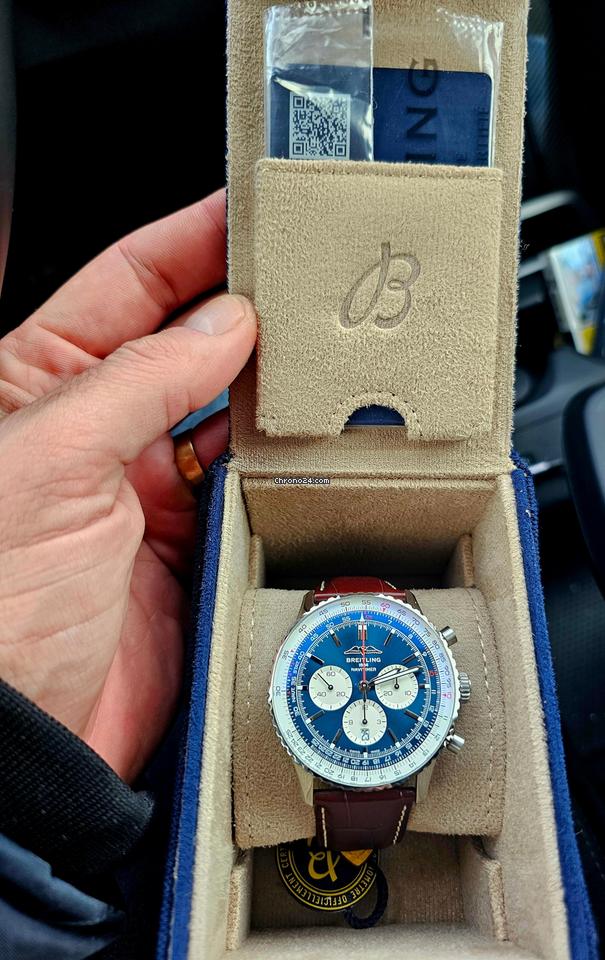 Breitling Navitimer B01 Chronograph 46 Superbe Breitling Navitimer B01