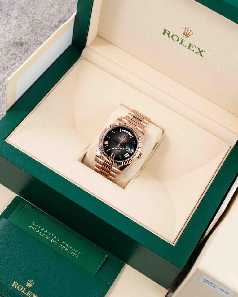 Rolex | Day-Date | 228235 | Rose gold | 40 mm | Grey | Automatic